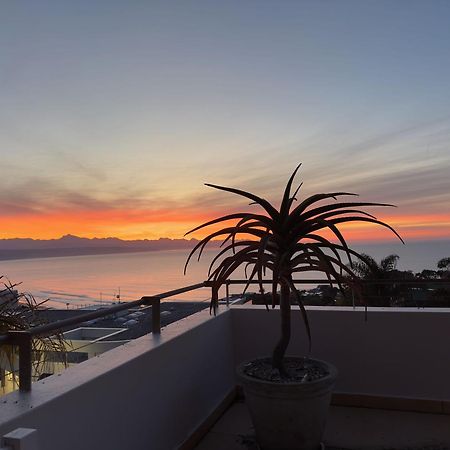 Apartamento Penthouse 230M2 On The Sea Plettenberg Bay Exterior foto